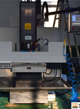 供应经济型大行程数控铣床xk7136c三轴行程x950y400z500cnc三轴