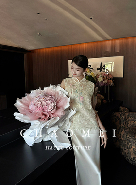 冯（CHAOMEI【白釉】新中式门襟盘扣绣珠马甲+醋酸吊带裙套装