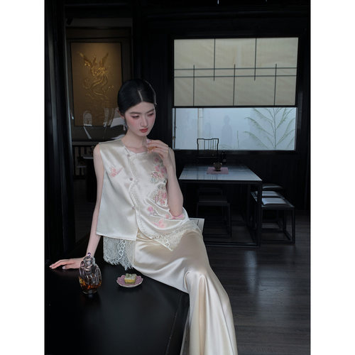 MOPASSANT【杏蝶谣】新中式醋酸蕾丝刺绣马甲半裙套装