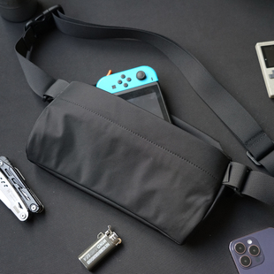 DOOMGEAR重力压缩腰包4L6L通勤胸包休闲斜挎包男单肩防水包