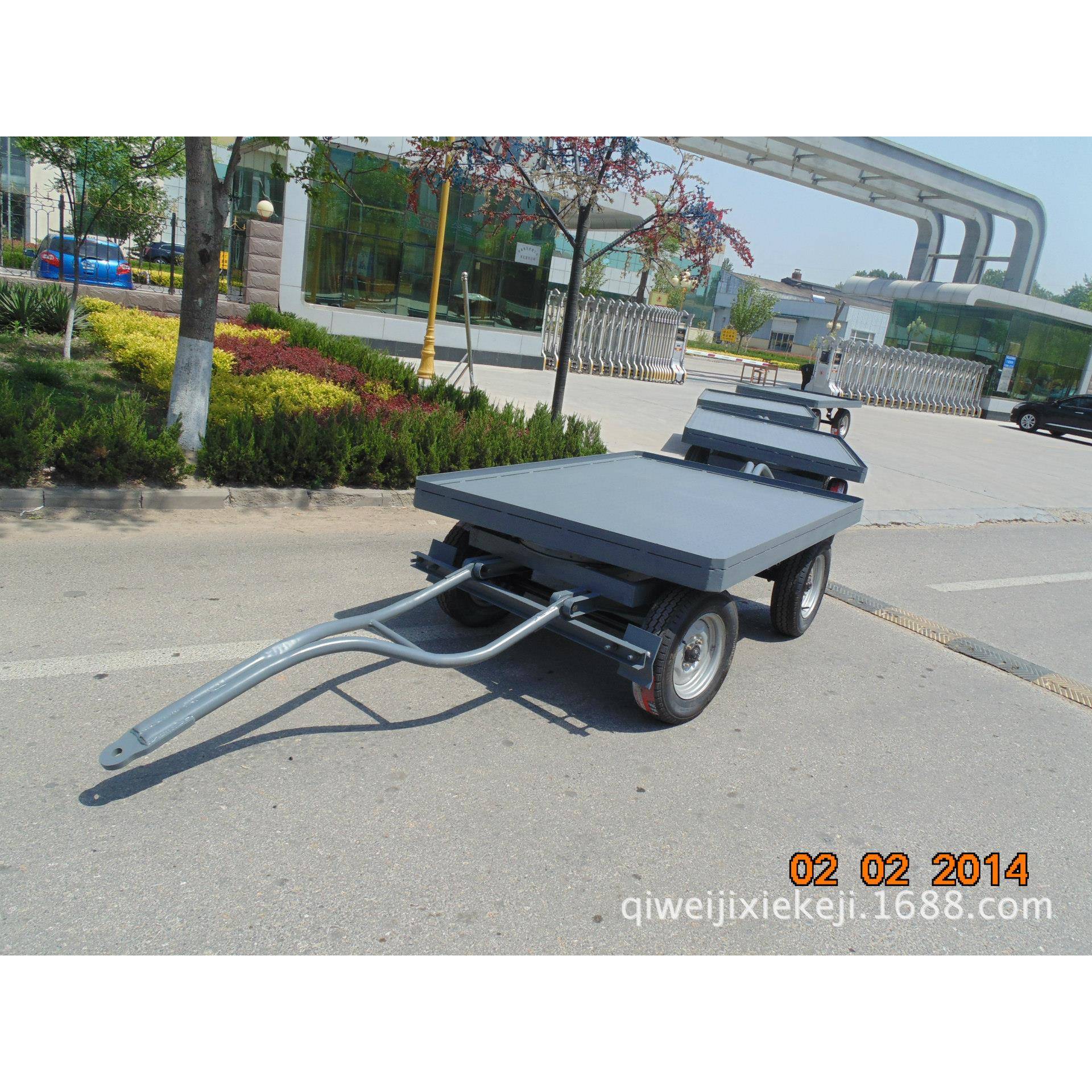 1吨平板拖车双向牵引串联使用长期供应厂家供应