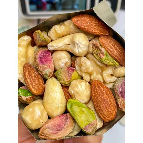 每日坚果混合坚果干果仁孕妇休闲健康零食独小包装礼盒官方旗舰店