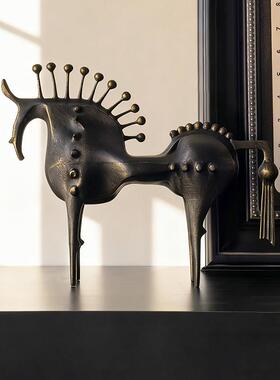 态生活 现代创意新中式黑色抽象马摆件马年客厅玄关酒柜装饰饰品
