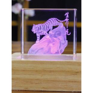 水晶内雕十二生肖龙虎兔鸡马牛狗鼠猴羊饰品礼品桌面摆件龙可发光