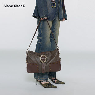 美式 铆钉包包女 复古pu皮包通勤单肩大容量斜挎包新款