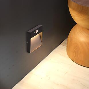 明装红外线感应地脚灯防水楼梯室外墙角灯免开孔侧壁灯防眩踏步灯