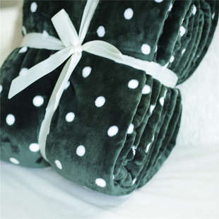 复古墨绿色波点法兰绒毯子床上用毛毯床单绒毯冬季加厚保暖毛巾被