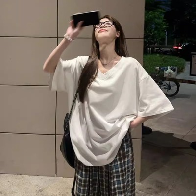 大码女装白色慵懒风T恤女