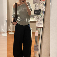 灰色斜肩露肩短袖t恤女夏