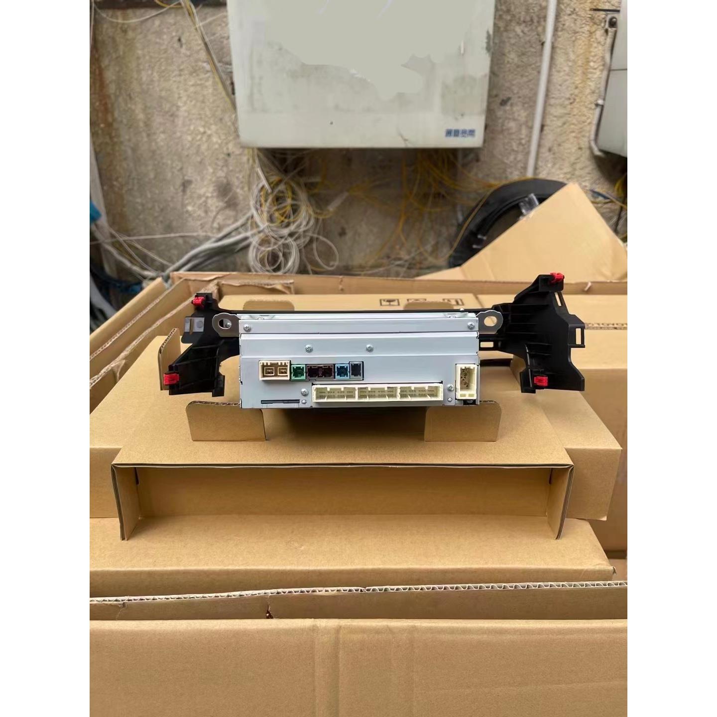 适用丰田埃尔法威尔法酷路泽雷克萨斯GX LM RX NX ES汉化中文主机