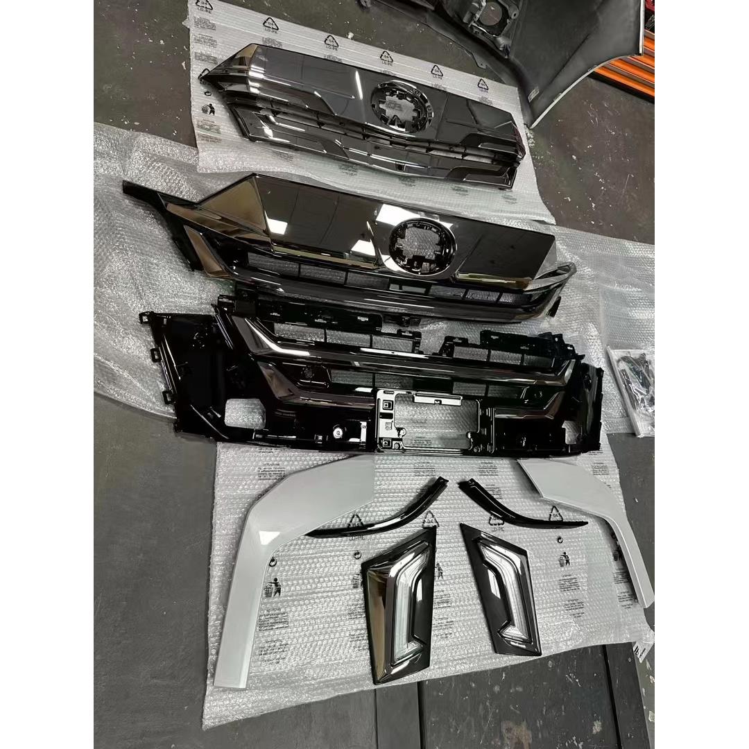 适用24款40系埃尔法皇冠威尔法原厂蒙娜丽莎中网小包围 LED日行灯