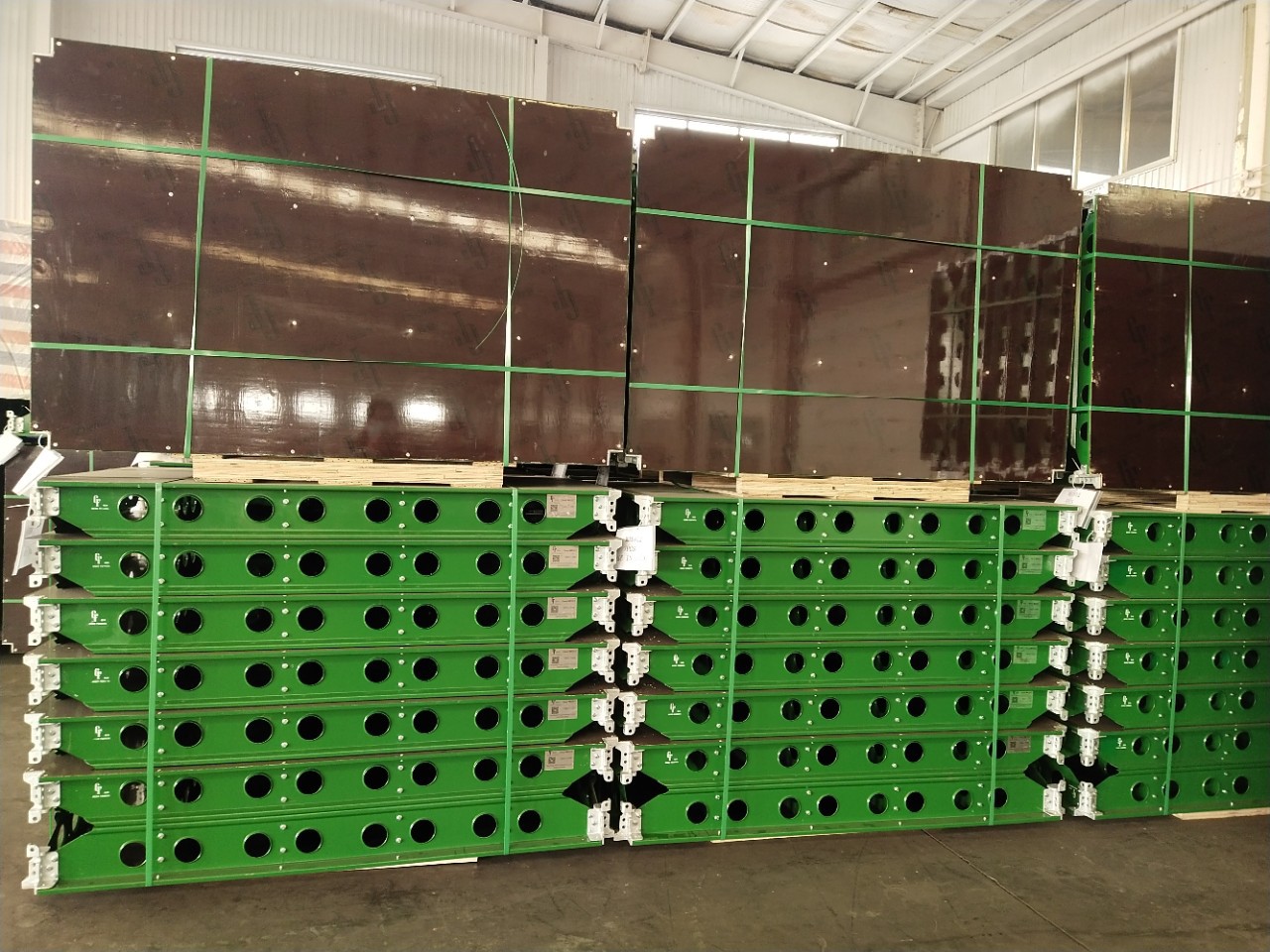 钢框楼面板slab panel竹胶板脚手架支撑系统