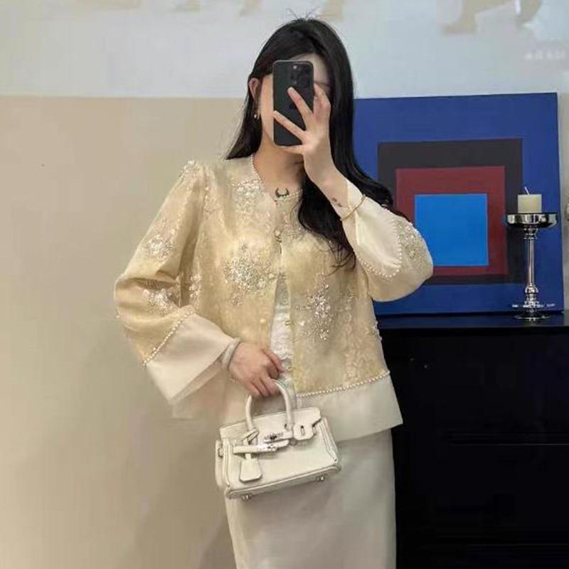 蜜糖之城新中式国风刺绣外套女欧洲站新款气质名媛高级感钉珠上衣