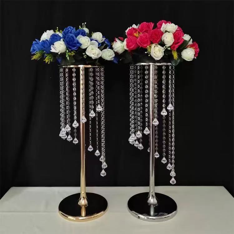 供应美观简约旋转珠帘婚庆道具婚礼酒店活动派对餐桌中心花艺装饰