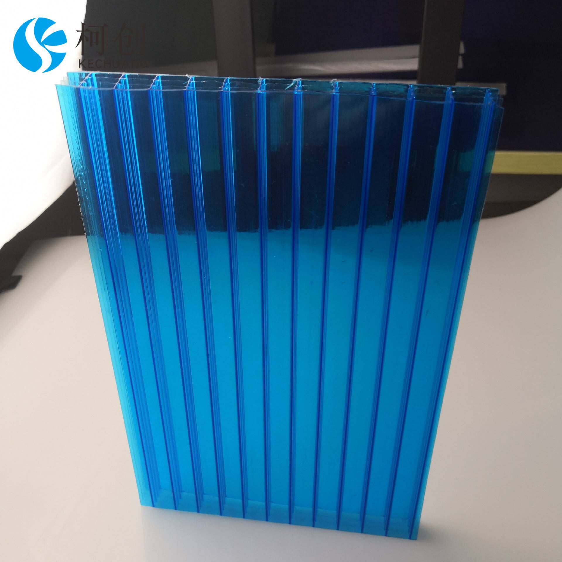 阳光板厂家PC原料批发 温室大棚 隔音8mm四层PC中空阳光板透明