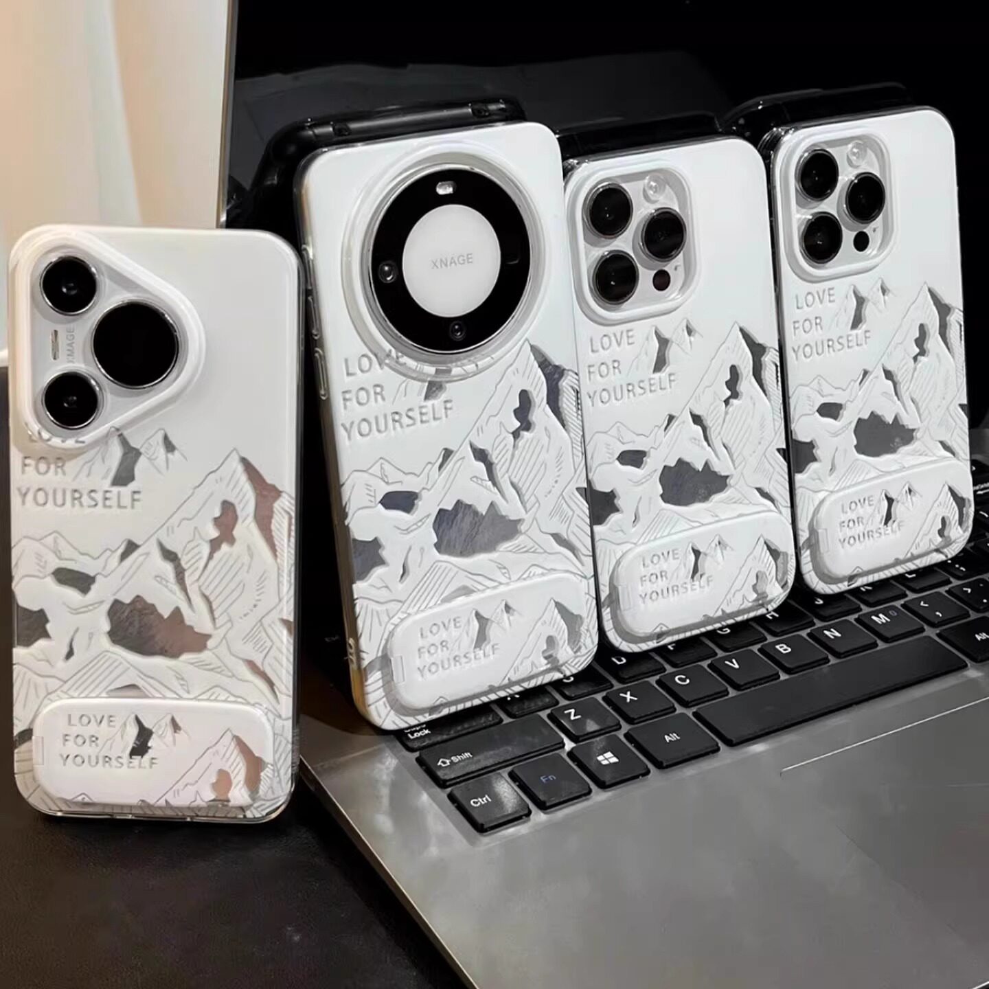 苹果13小米15适用ins风12简约雪山手机壳硬17彩银iPhone14创意VIVOX200S带镜子支架16ProMax高级感华为PURA80