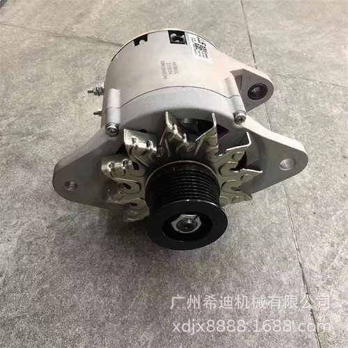 PC100-6 PC110-6 PC120-6 PC130-7 4BT3.9 4D102发动机发电机