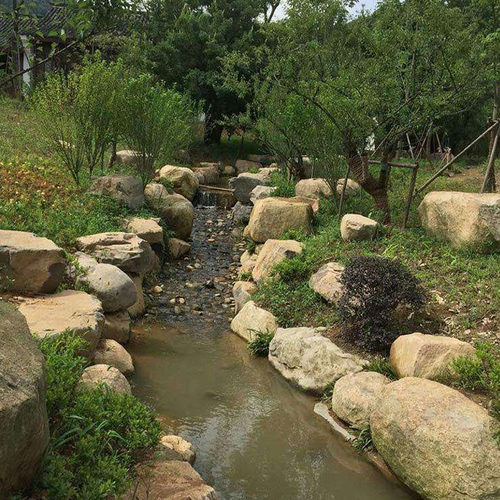 场地直销 桐庐黄石自然景观石可做景墙挡墙驳岸跌水 园林点缀批发