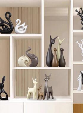 德国家居客厅电视酒柜工艺装饰无障碍豪华现代简单斯堪的纳维亚鹿