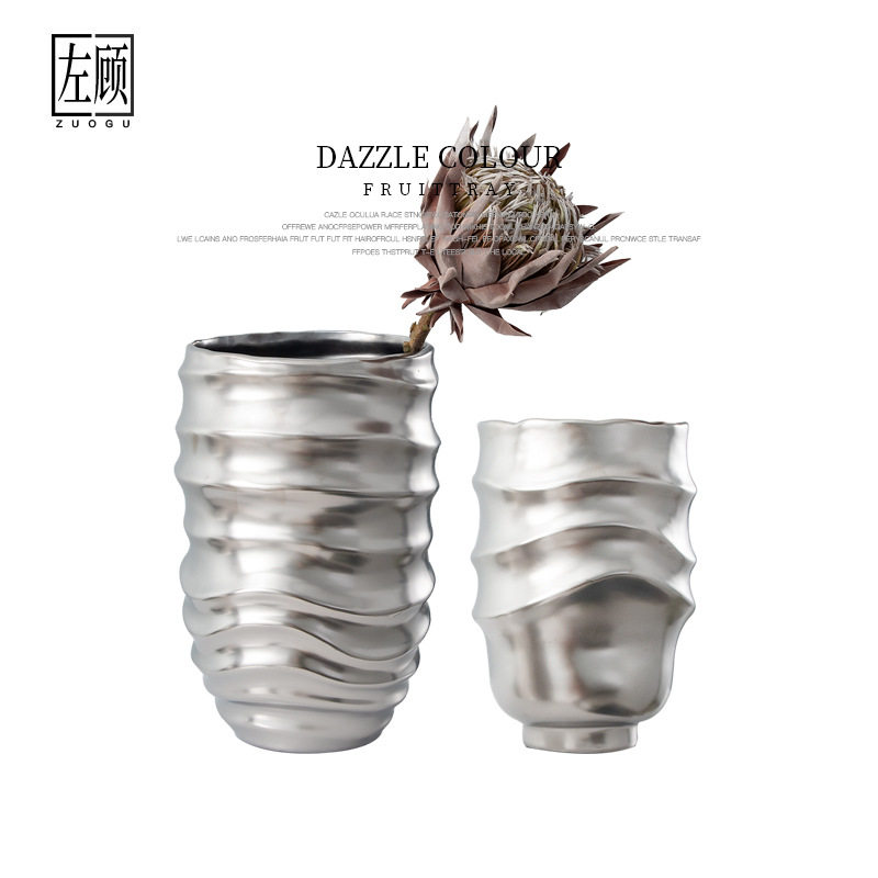 轻奢创意金色银色电镀陶瓷花瓶工艺品摆件家居客厅办公室软装饰品,模玩/动漫/周边/娃圈三坑/桌游,文化/体育周边,淘宝优惠券,粉丝福利购,淘宝优惠卷