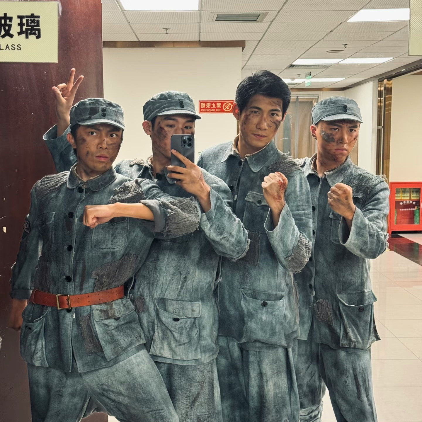 复古红军八路军演出服男女做旧军装舞台表演服装长征抗战影视剧照