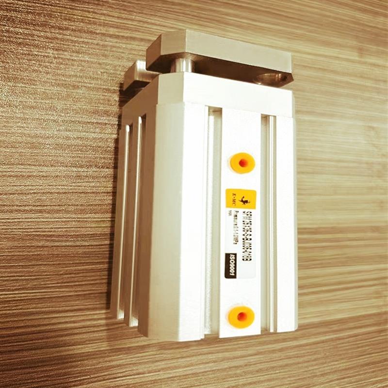 SFM25X35-S-BJ035-018B导杆气缸全新原厂低价出售价格私聊