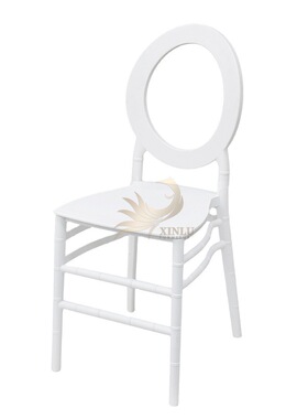 多功能坚固耐用的现代Chiavari PP塑料宴会家具，用于户外酒吧活