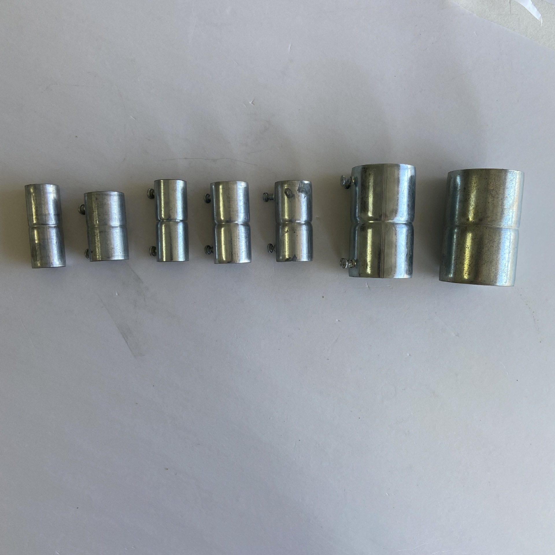 厂家批发 JDG金属穿线管配件 KBG穿线管 线盒接头 热镀锌金属管