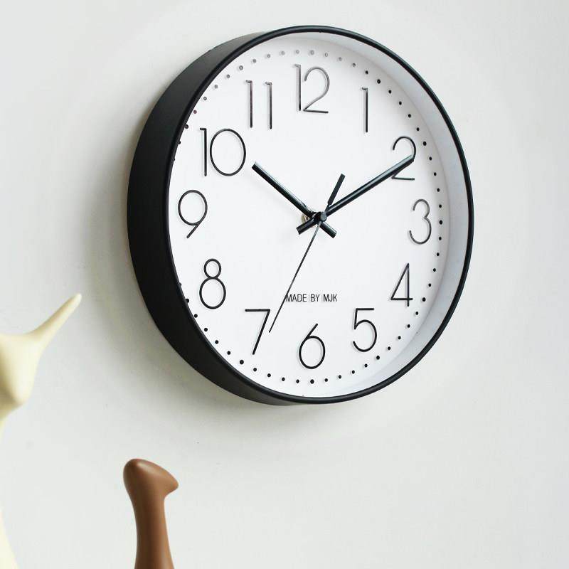 mjk钟表客厅挂钟2024新款家用客厅现代简约静音时钟挂墙免打孔