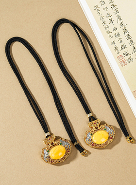 云上叙S925银镶嵌天然蜜蜡白花蜡镂空如意锁吊坠V61481-E(商城）