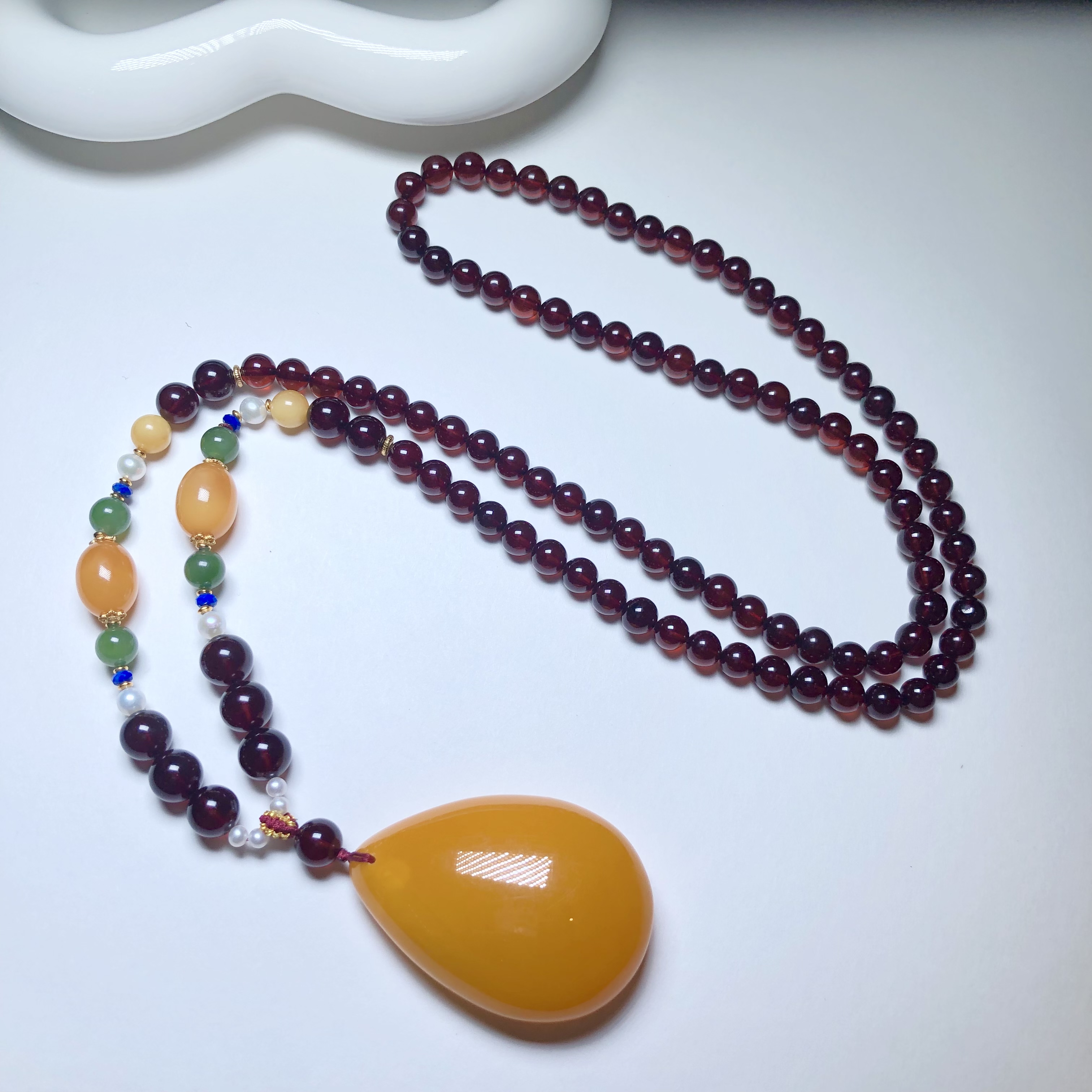 云上叙俄罗斯天然蜜蜡水滴随型吊坠琥珀一体链DIY套链V46646-E