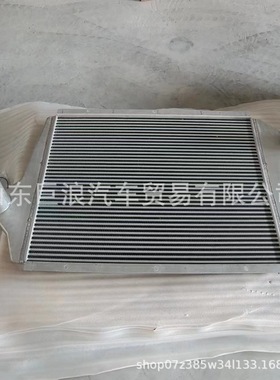 1119-01396散热器总成  宇通客车全车配件   型号全、价格优