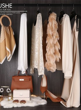 样板房衣帽间样板间p衣柜摆件软装衣服女装丝巾高跟鞋包包组合