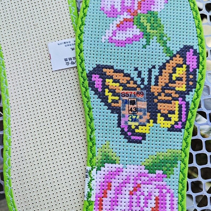 中小格11CT鸿运玫瑰十字绣花边鞋垫七层L棉布透气手工刺绣半成品,服饰配件/皮带/帽子/围巾,鞋垫,淘宝优惠券,粉丝福利购,淘宝优惠卷