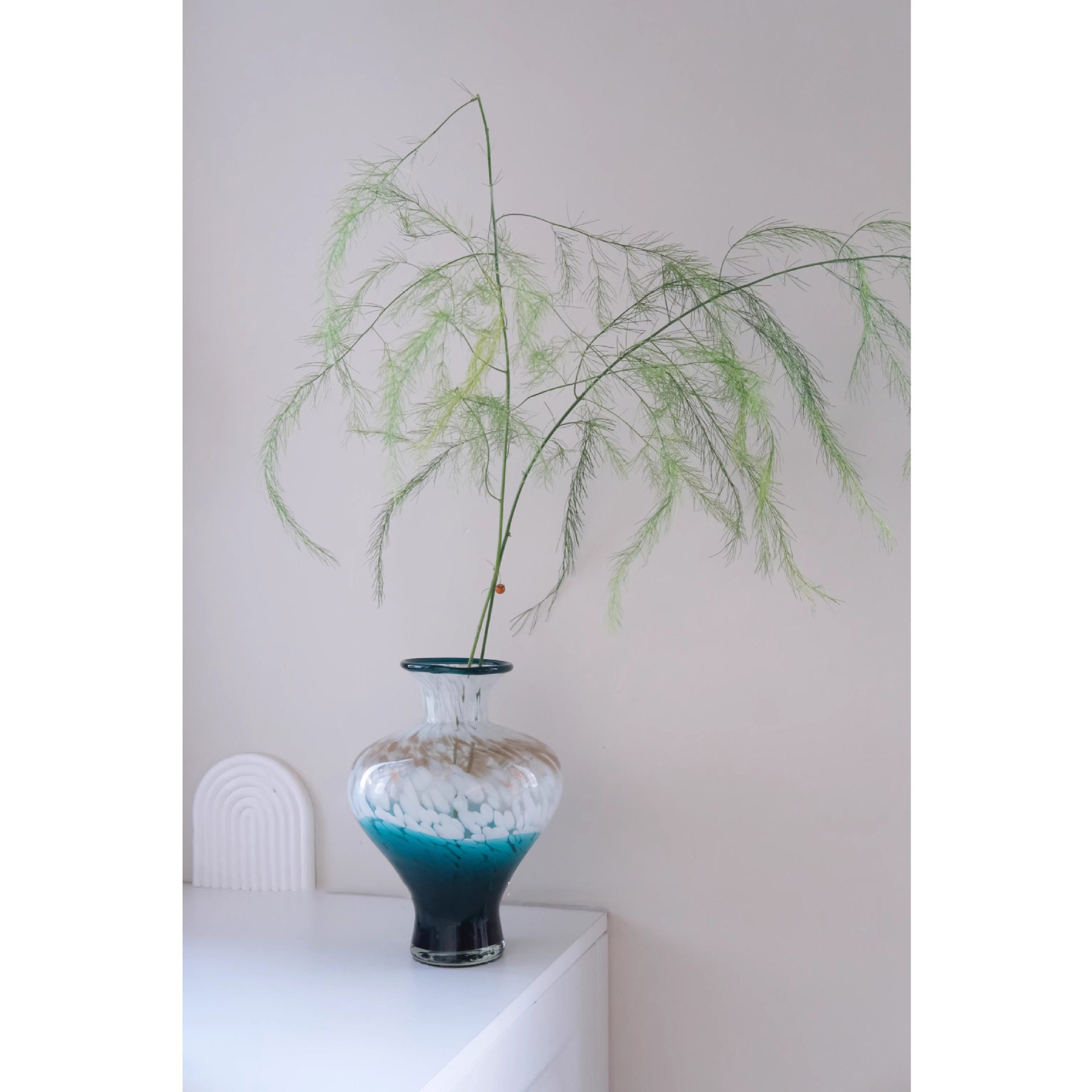 轻奢风蓝色大肚玻璃花瓶摆件高级感客厅插花装饰花器餐桌水培鲜花,模玩/动漫/周边/娃圈三坑/桌游,文化/体育周边,淘宝优惠券,粉丝福利购,淘宝优惠卷