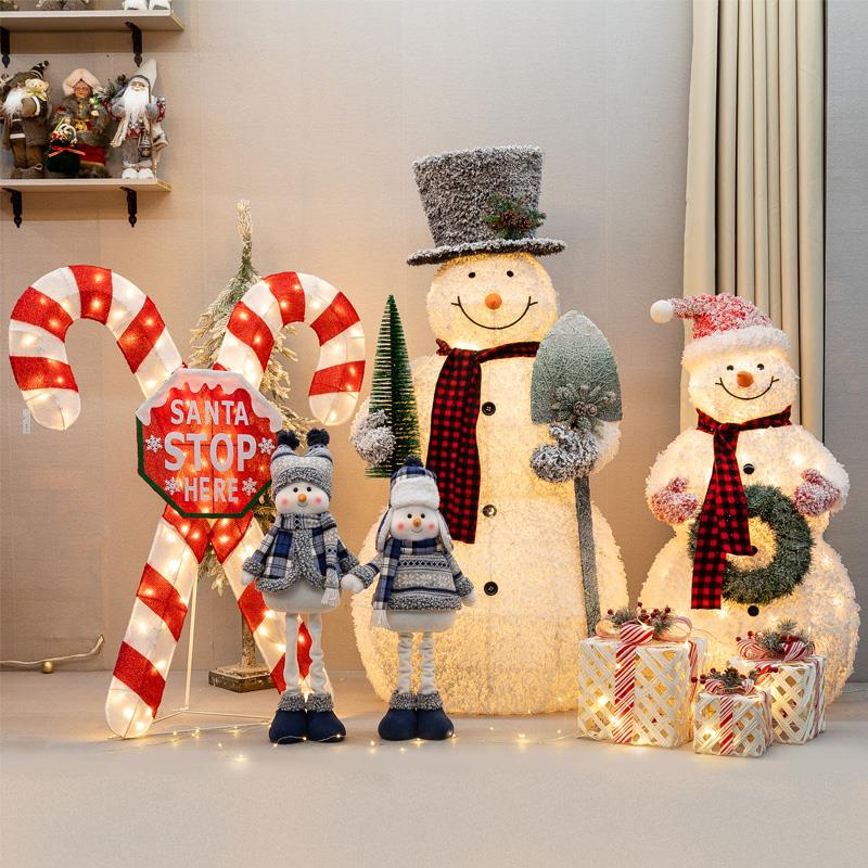 圣诞节雪人圣诞树麋鹿大型装饰摆件道具美陈酒店商场橱窗场景布置