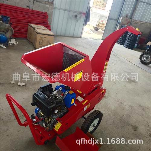 履带碎枝机 家用果园修剪枝条小型碎枝机 15马力柴油树枝粉碎机