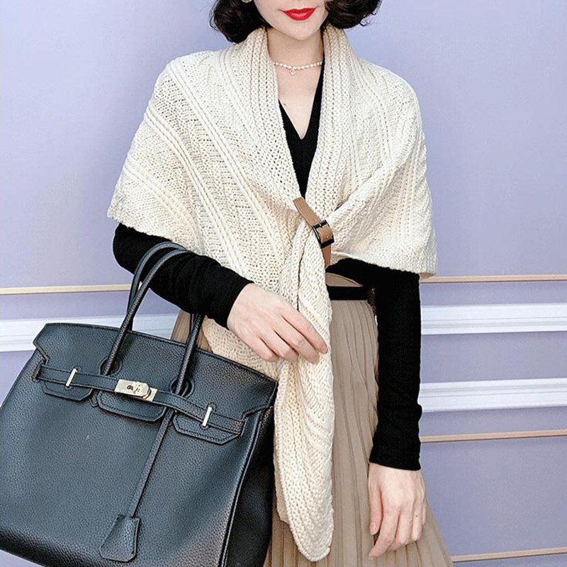 2024新款高端三角披肩女外搭办公室秋冬保L暖针织围巾两用斗篷外