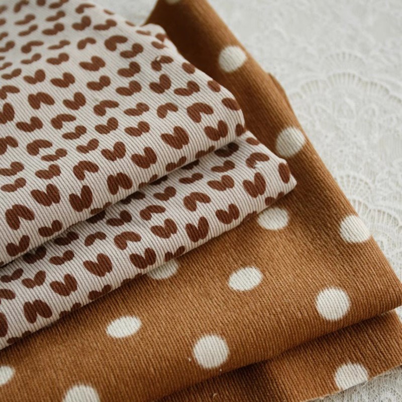 蓝骊布艺 秋冬季小碎花郁金香混纺灯芯绒布料P 连衣裙童装服装面