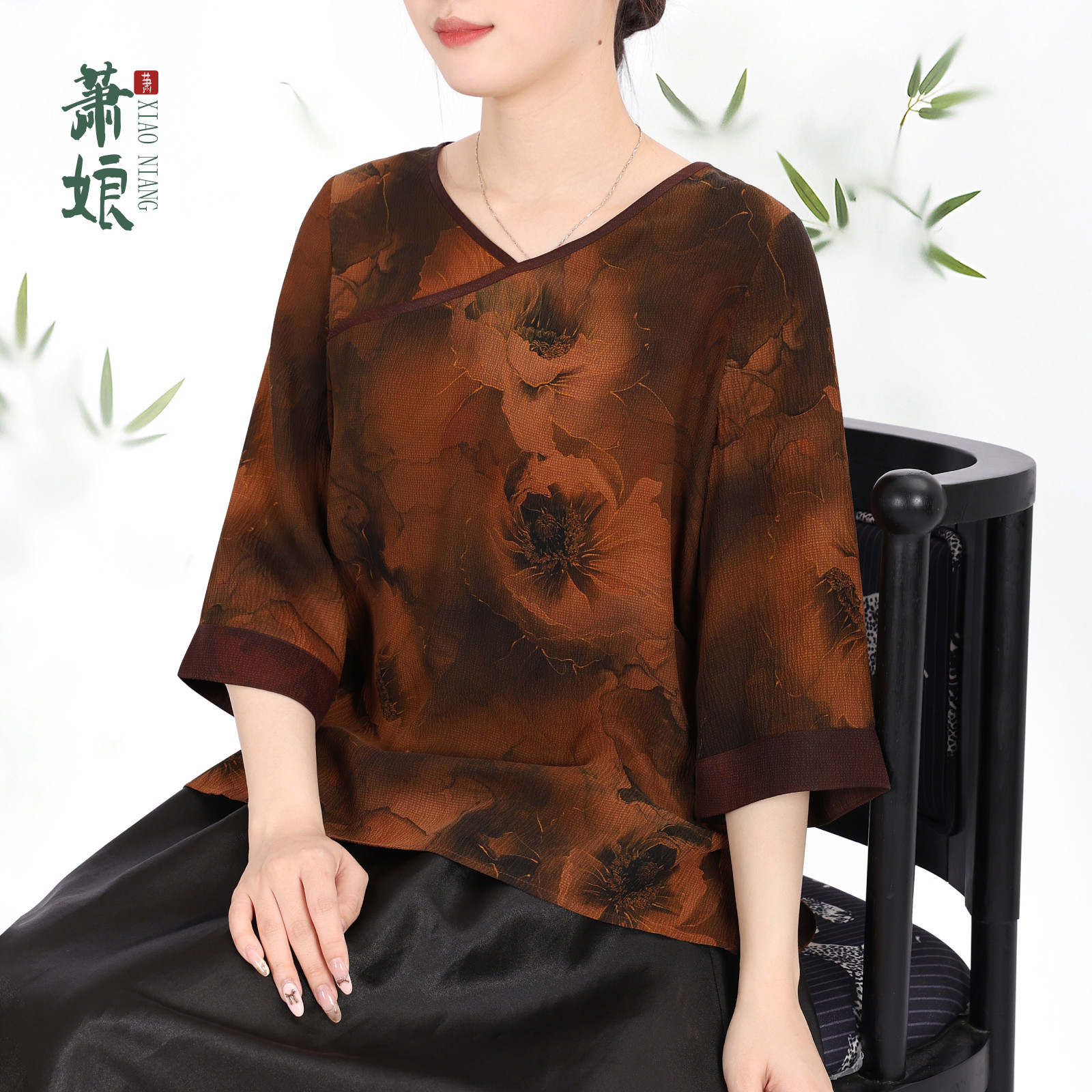 萧娘【韶辛】2026夏前喷印花珍珠缎香云纱桑蚕丝上衣中式1074
