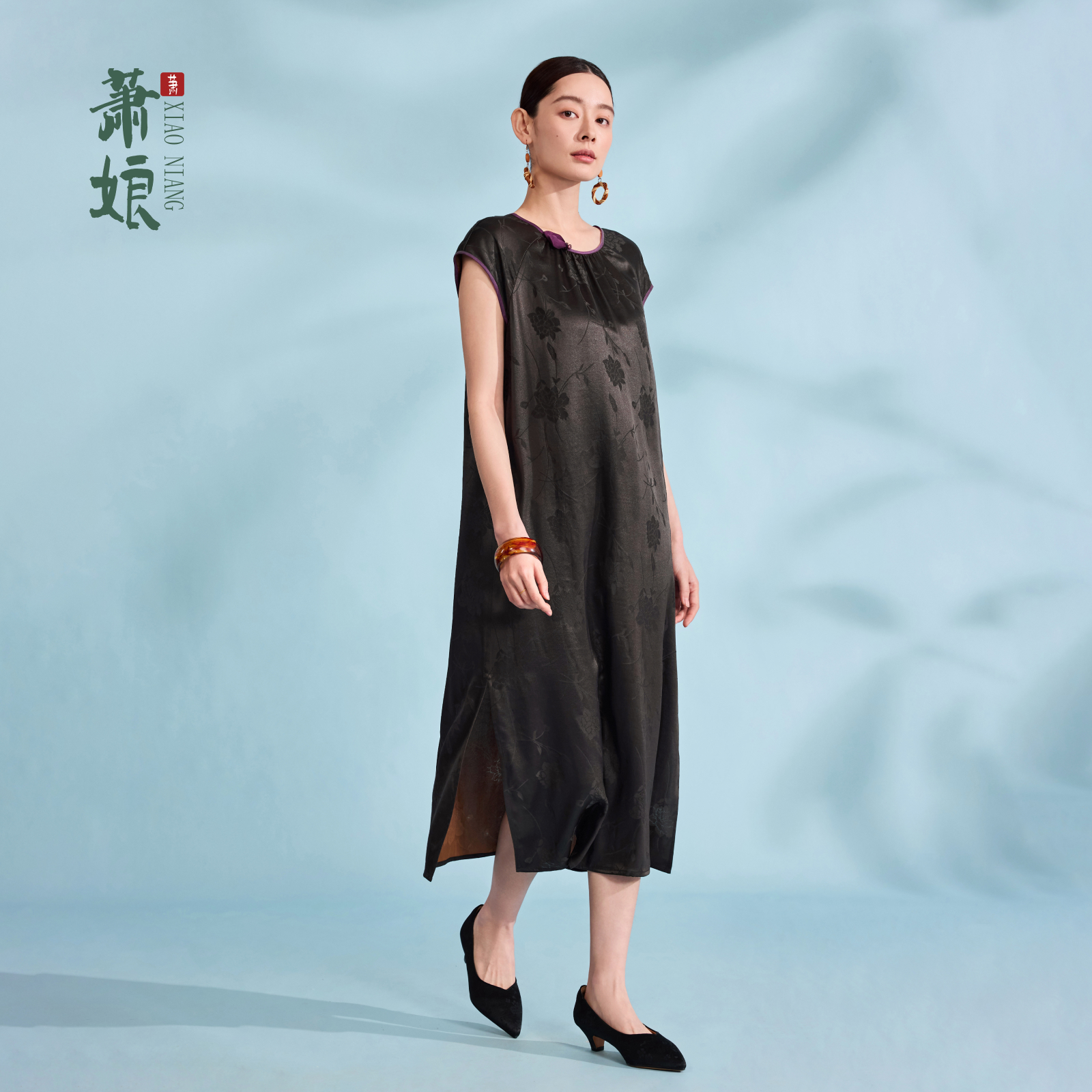 萧娘紫藤香云工艺纱连衣裙