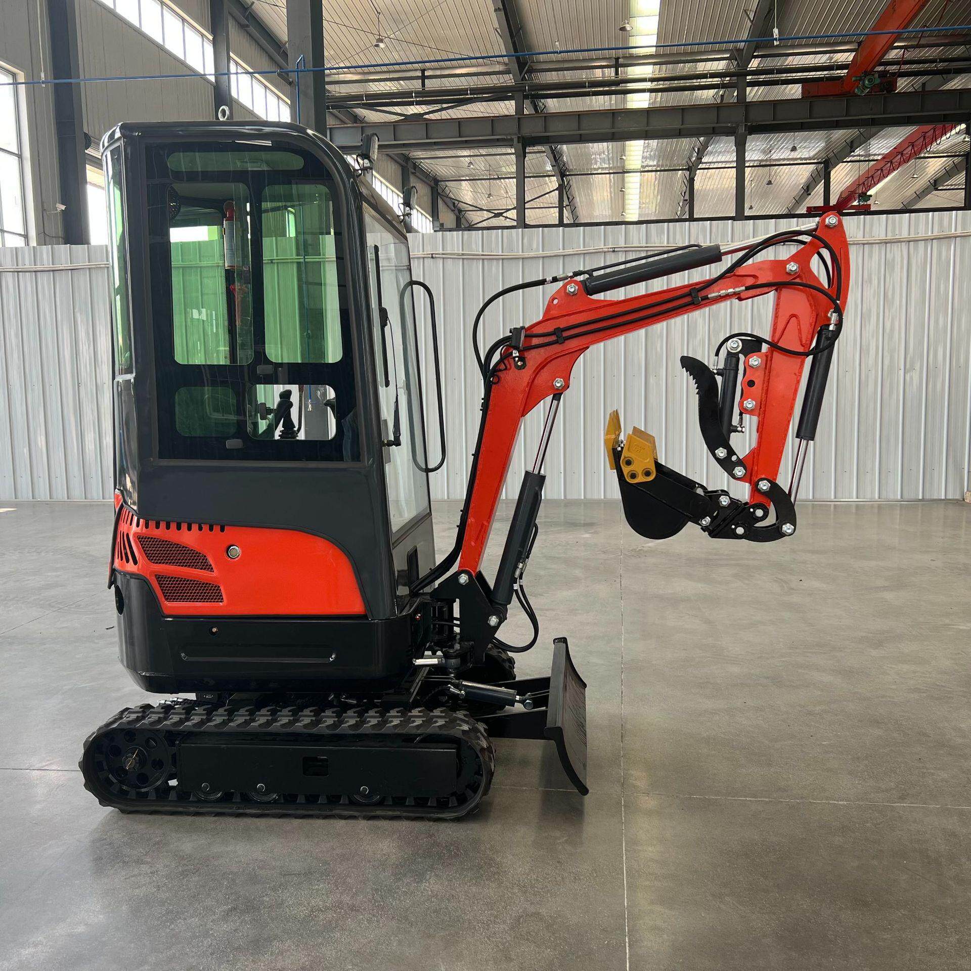 工厂现货1.8吨履带挖掘机 豪华驾驶室工程用挖土机市政工程开沟机