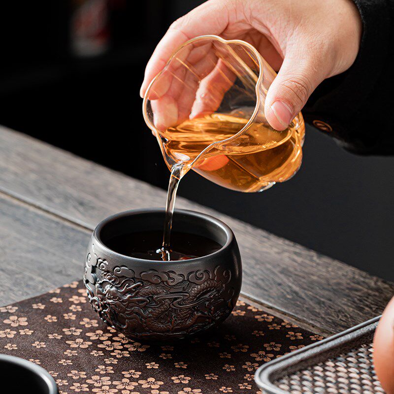 紫陶浮雕龙凤主人杯n品茗茶杯陶瓷磨砂个人功夫茶盏茶具单杯伴手