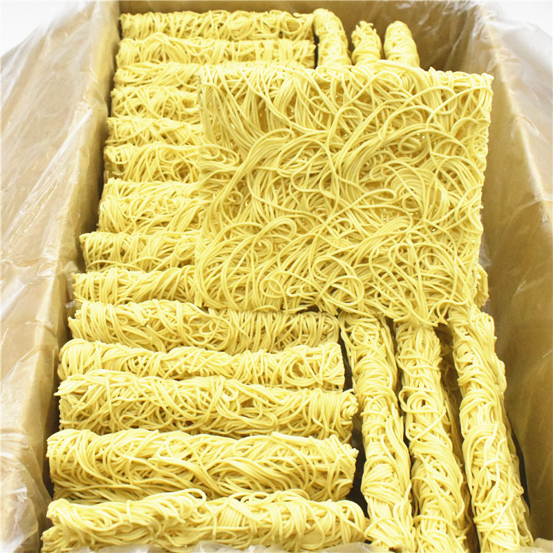 广东竹升面粗面非油炸方便面面饼整箱手工云吞面早餐速食汤炒面条