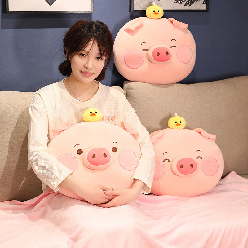 小猪抱枕毯子被子两用二合t一靠枕靠垫女生睡觉枕头午睡办公室车