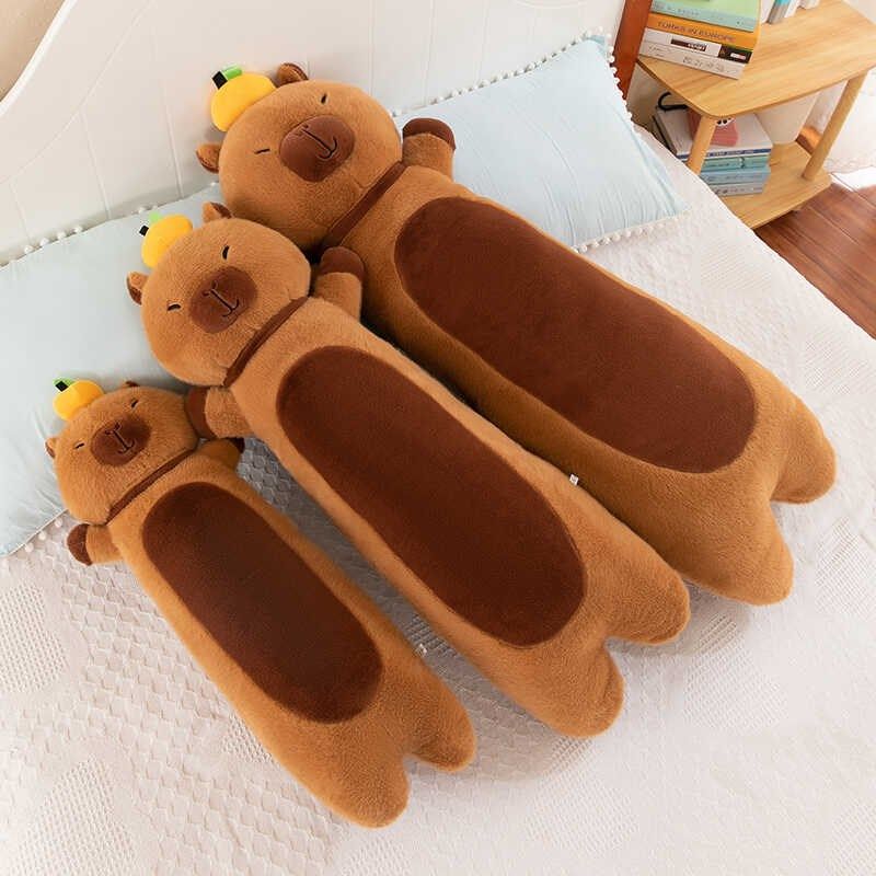 卡皮巴拉长条枕头水豚抱枕女生睡觉夹腿侧睡神器床头Y大靠垫床上