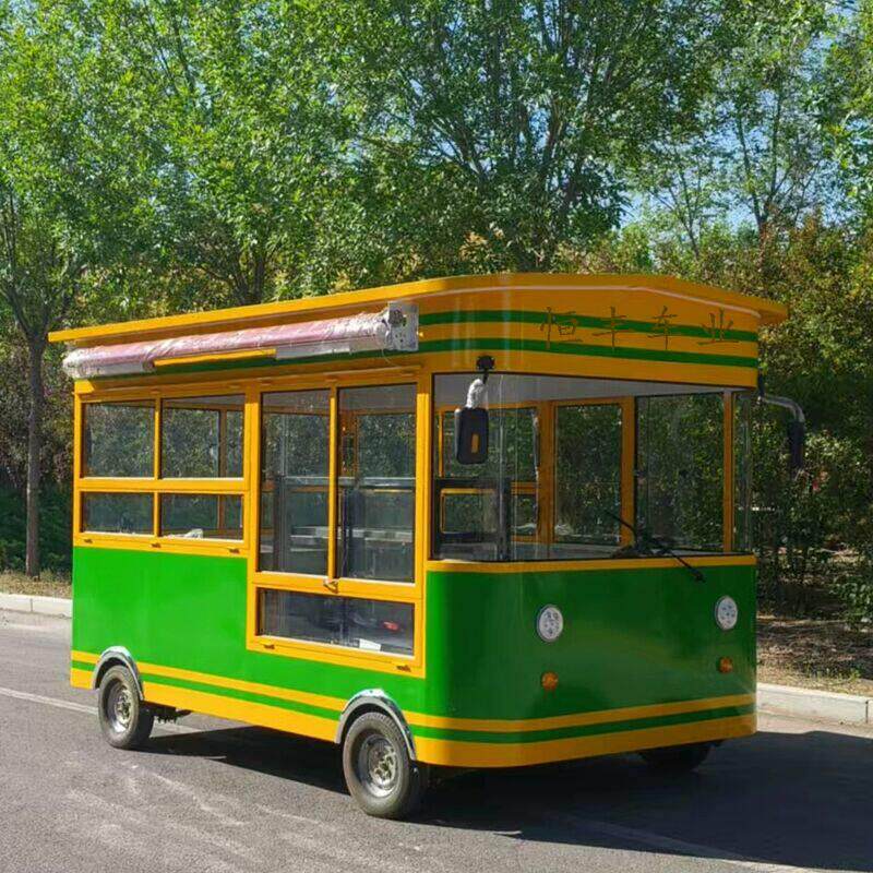 电动四轮小吃车多功能移动餐车炸串烧烤车早餐快餐车夜市摆摊商用