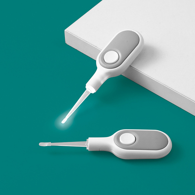 发光挖耳勺神器带灯软头硅胶儿童宝宝耳扒家用扣掏耳朵的专用工具