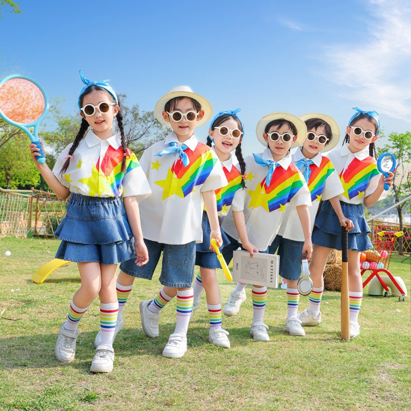六一儿童演出服啦啦操少儿2v025款表演服小学生跳舞幼儿园合唱服
