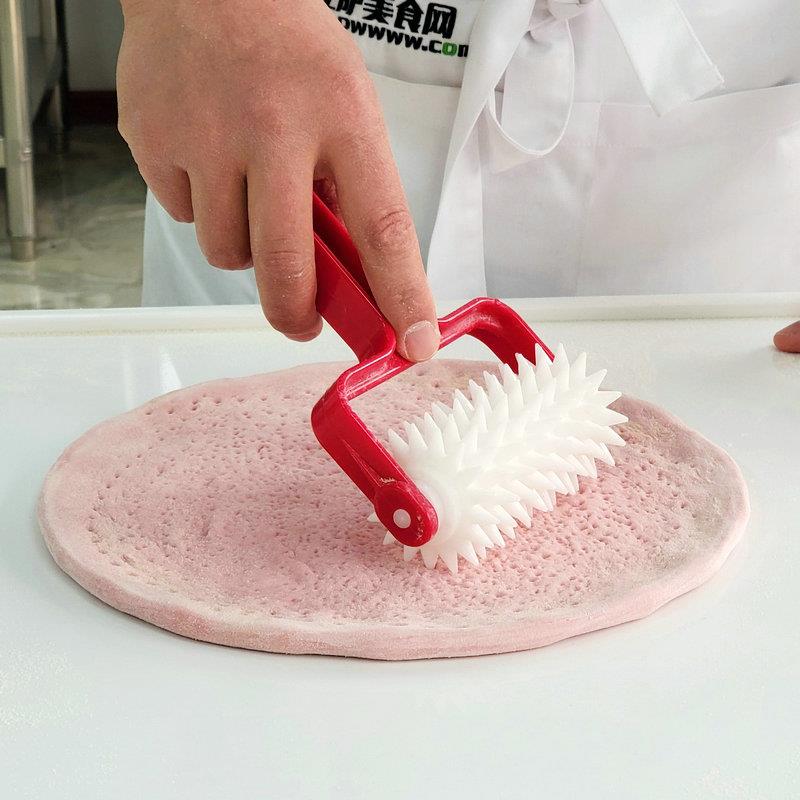 披萨打孔器烘焙工具必胜客面团扎眼工具打洞针车轮芝士条面包滚针